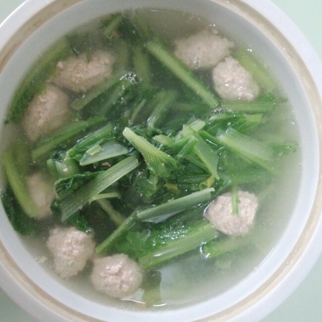 小白菜丸子汤