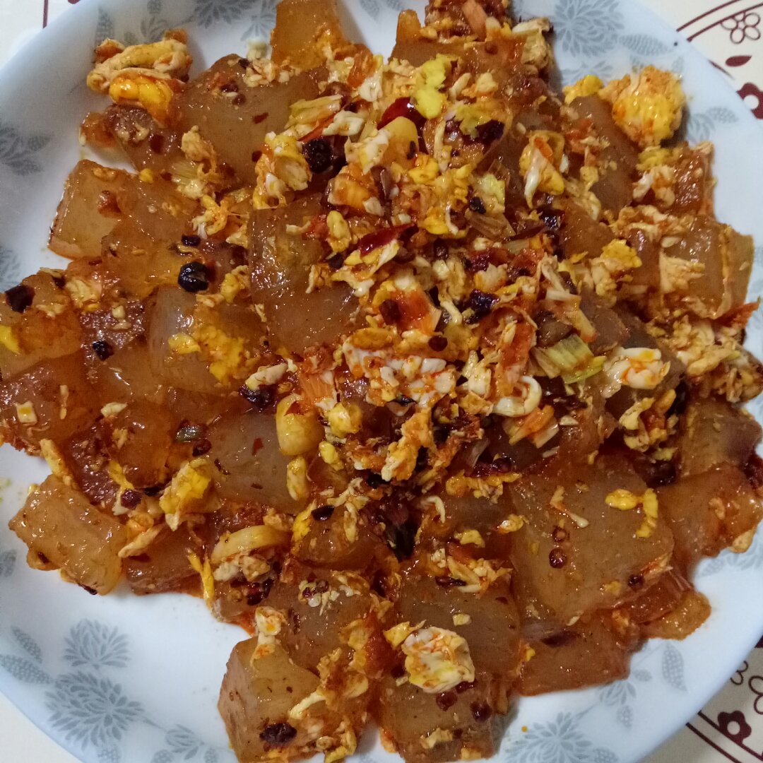 阅伢而做的凉粉炒鸡蛋