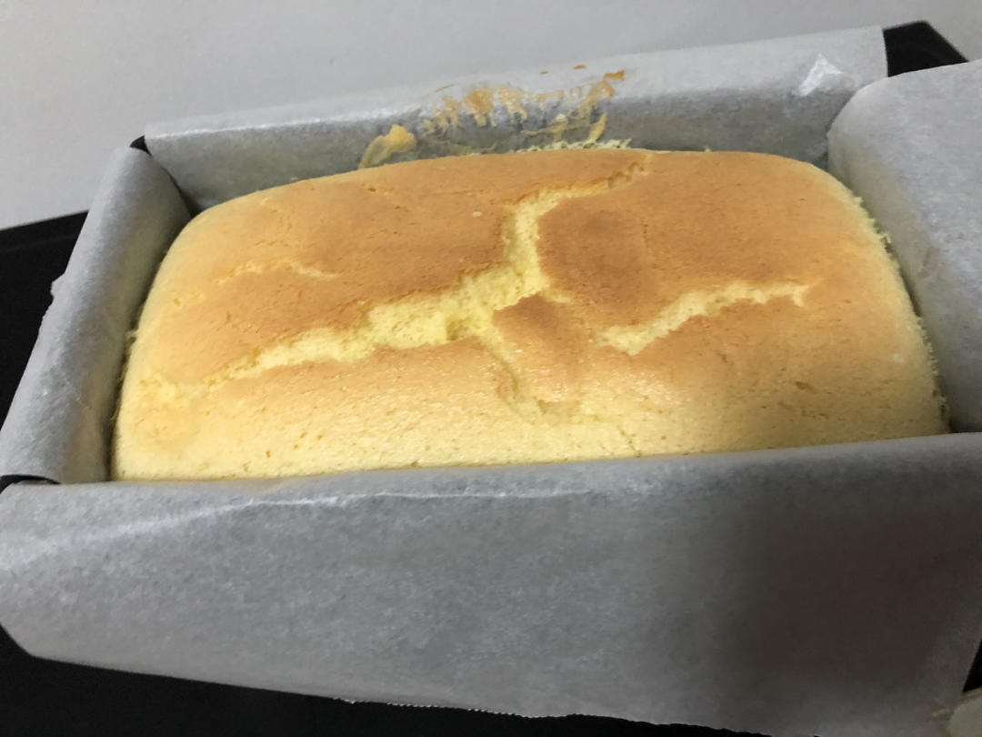 土司盒古早味蛋糕