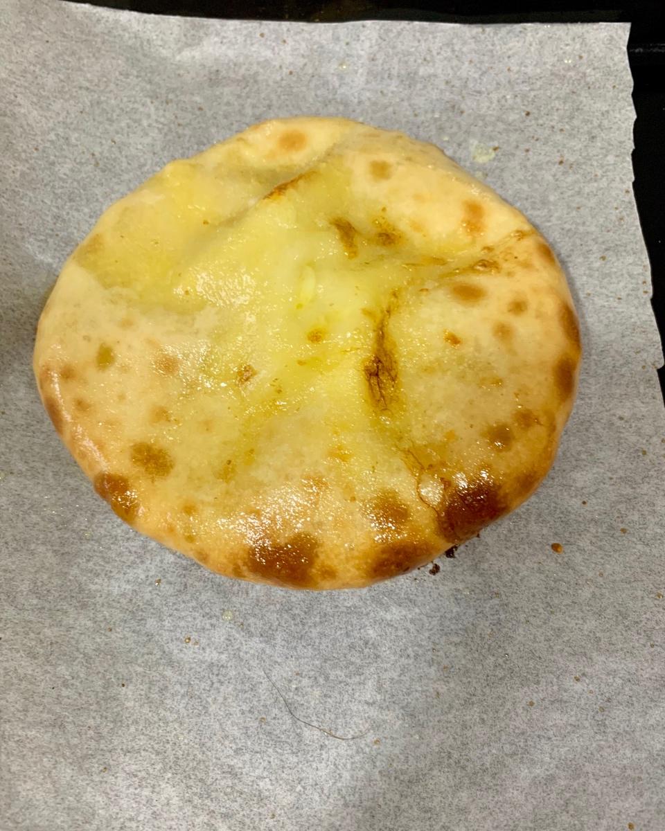 《Tinrry+》爆浆拉丝榴莲芝士饼