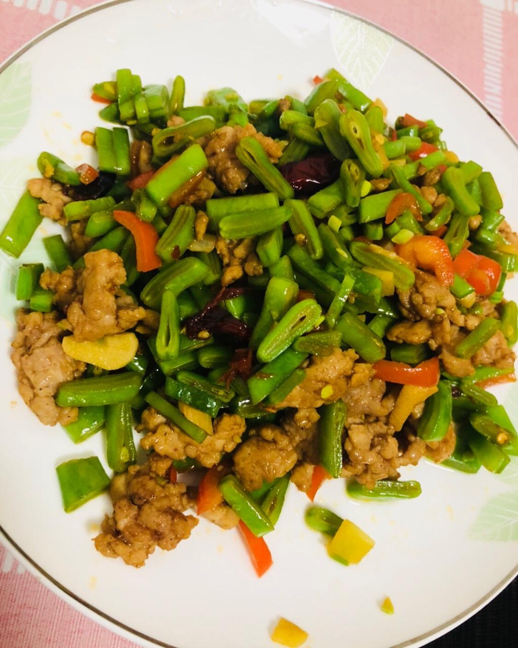肉沫豆角下饭菜