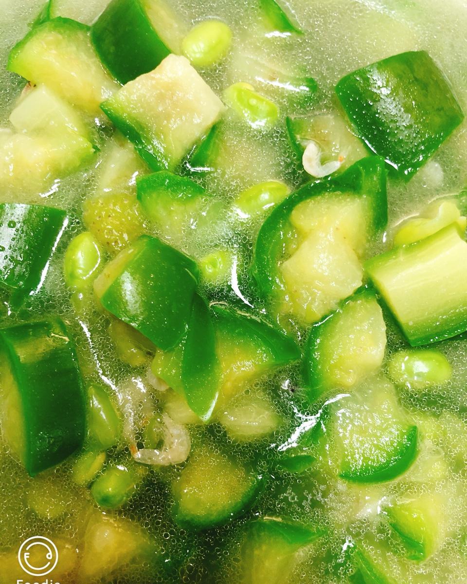 经典沙地农家菜 绿皮茄子毛豆/洋扁豆汤