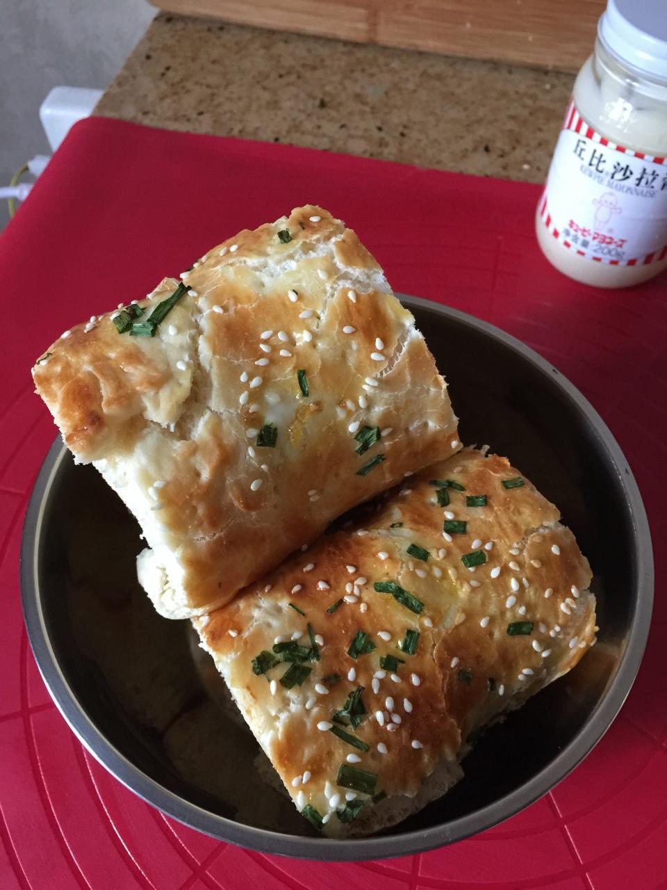 中种香葱肉松面包卷