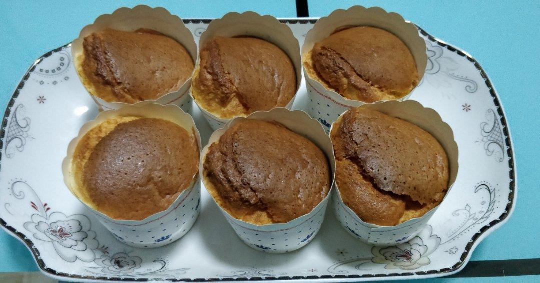 软绵绵戚风纸杯蛋糕