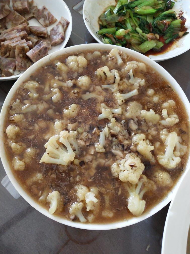 浇汁花菜（花菜成为宴客菜）