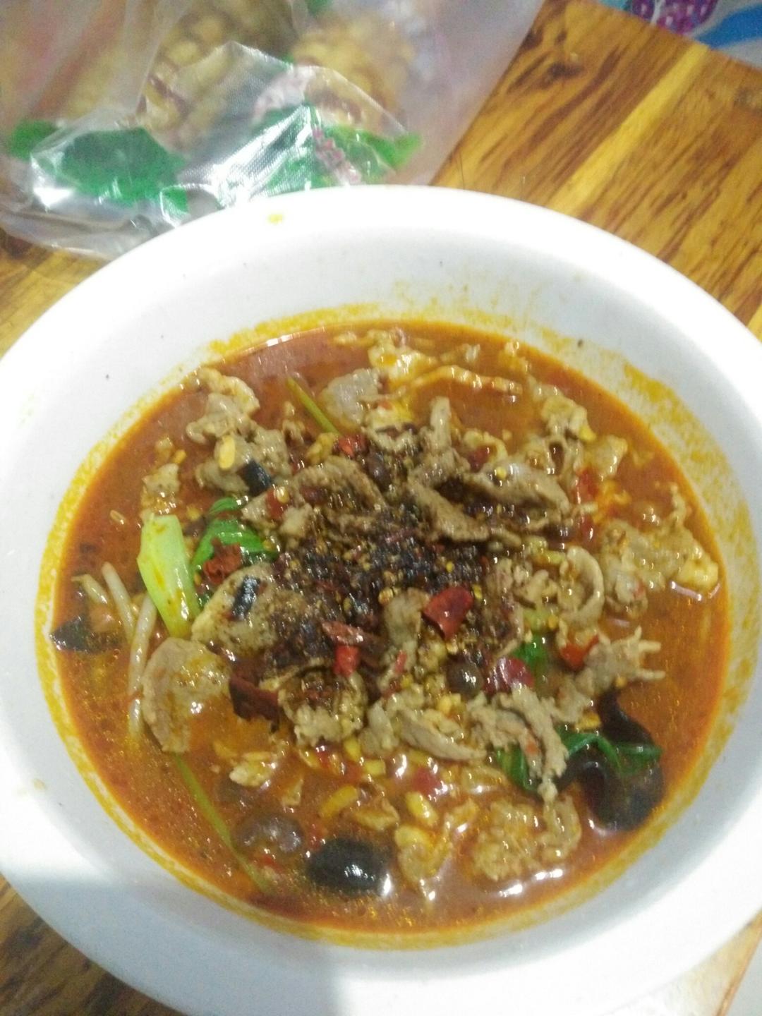 煮妇分享经典川菜【水煮肉片】私房做法6大关键秘诀