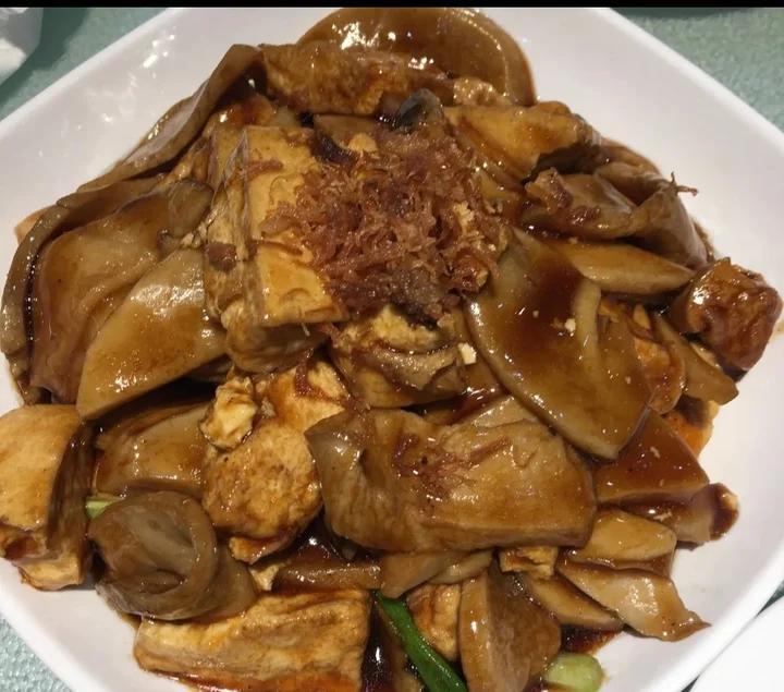 杂菇炒肉丝