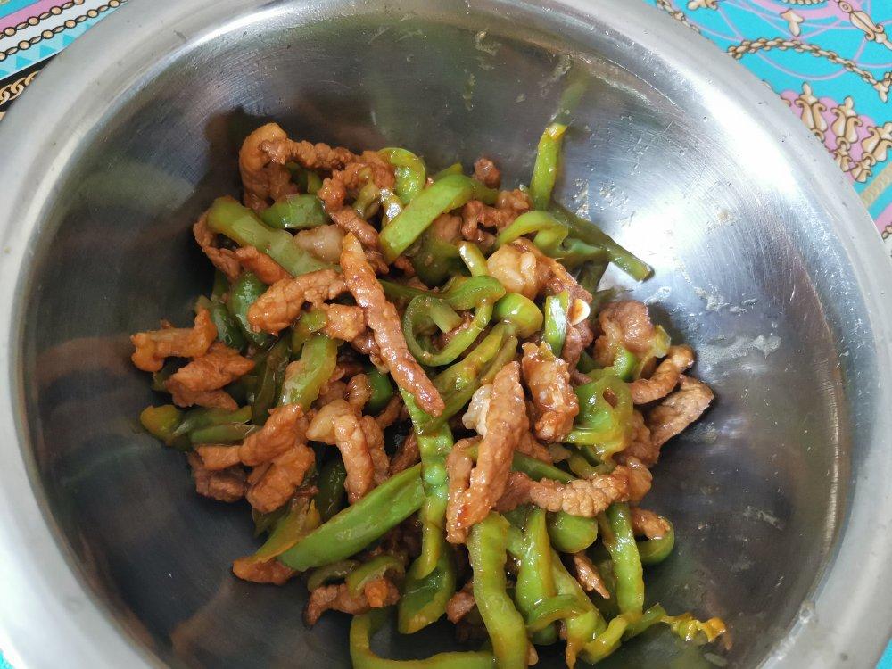 ‼️好吃到舔盘的青椒肉丝盖浇饭