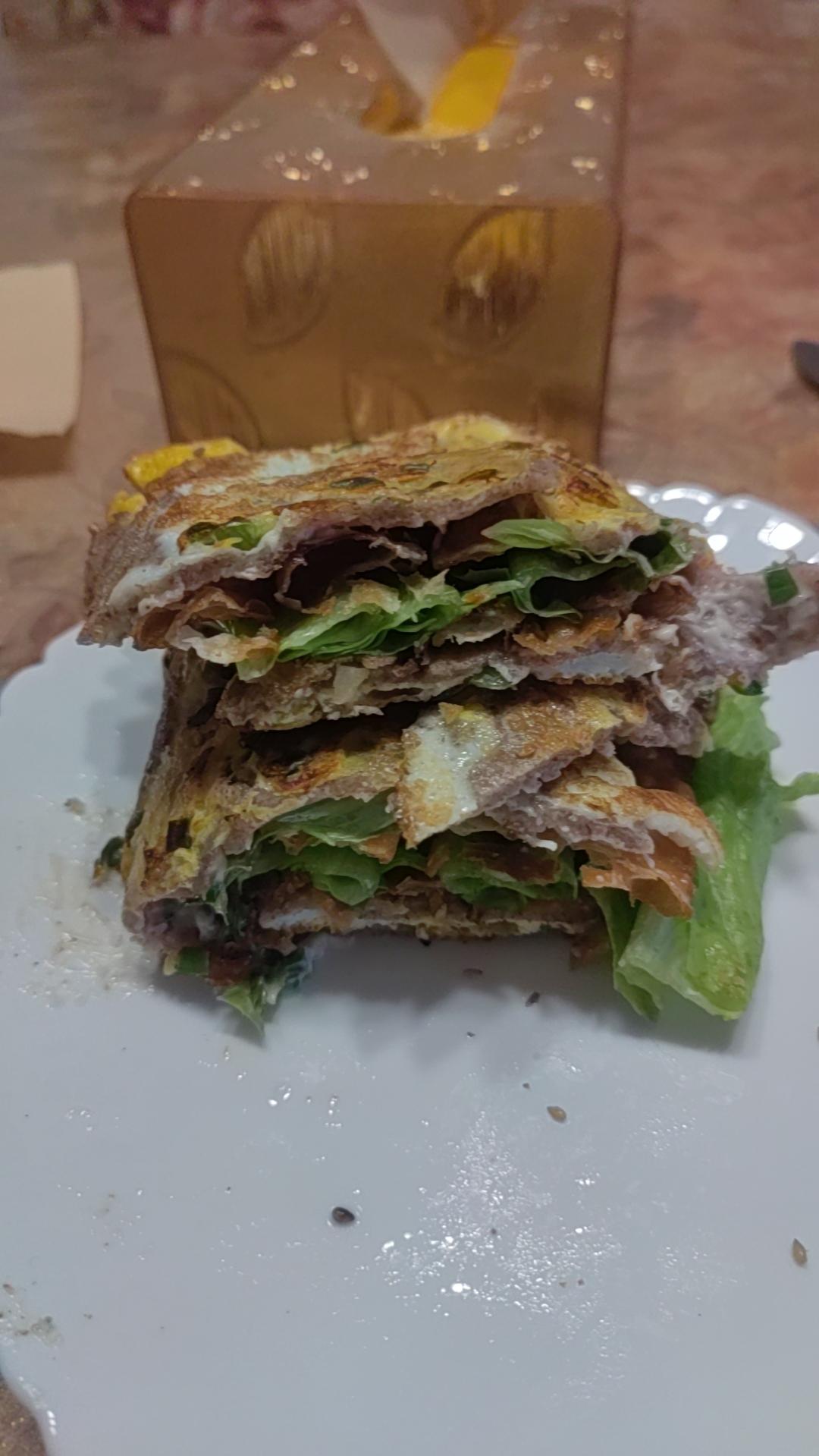煎饼果子（超详细步骤 甜面酱都是自制的）