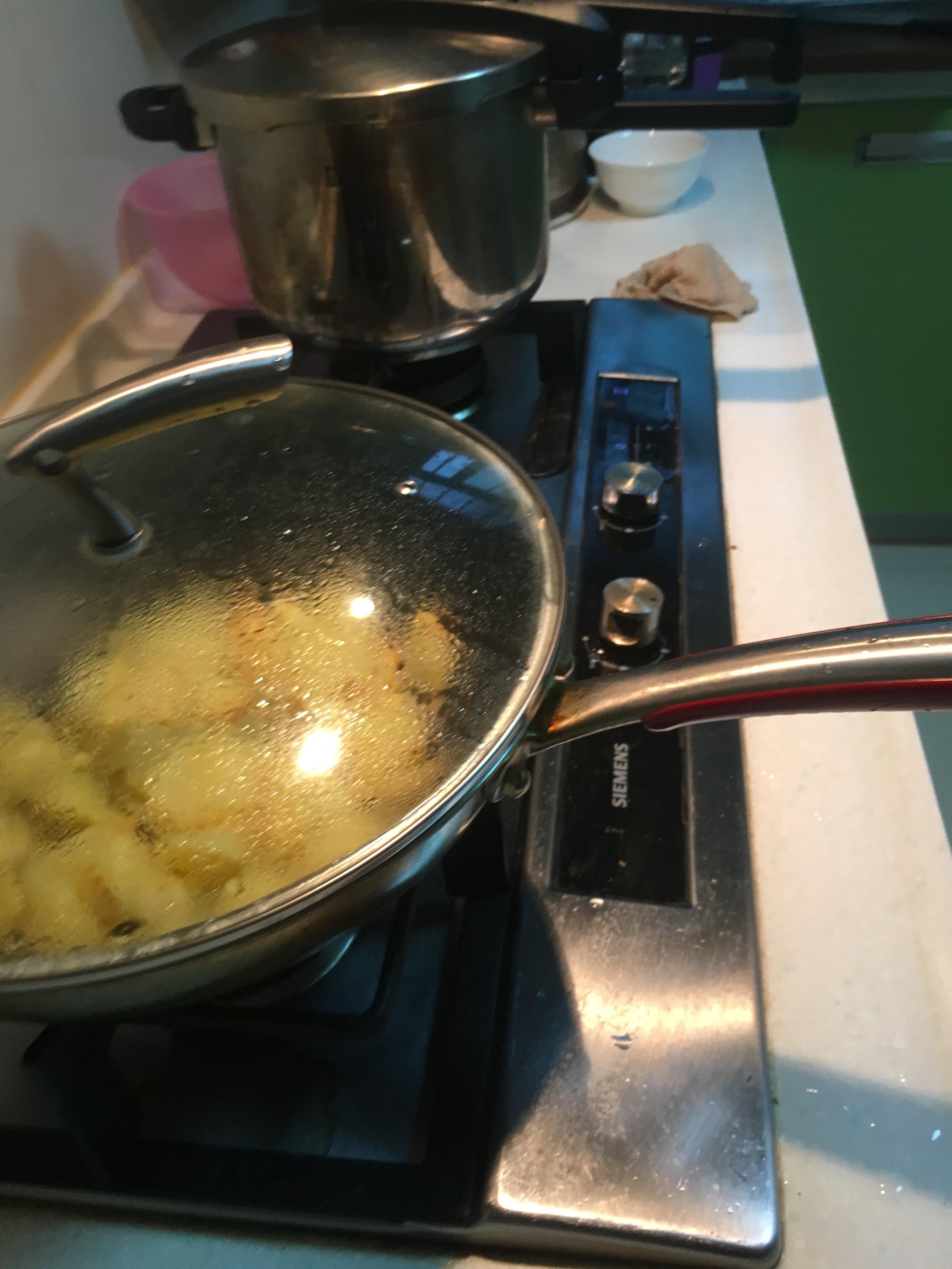 锅焗土豆角的做法 步骤3