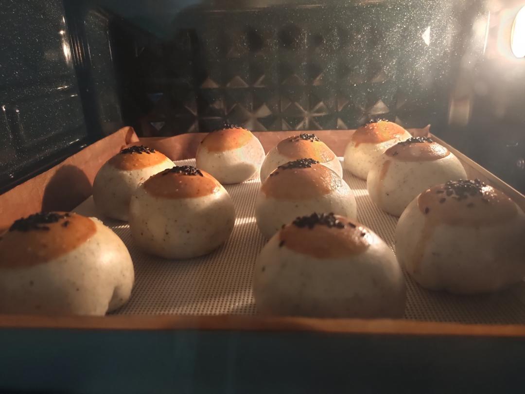 双重茶香蛋黄酥