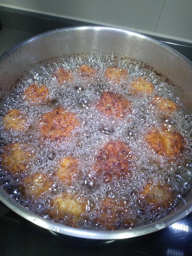 炸莲藕猪肉丸子-年味