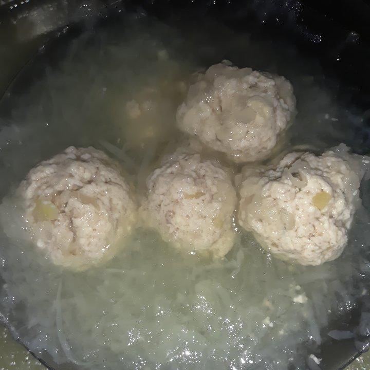 【10分钟系列】白萝卜豆腐圆子汤