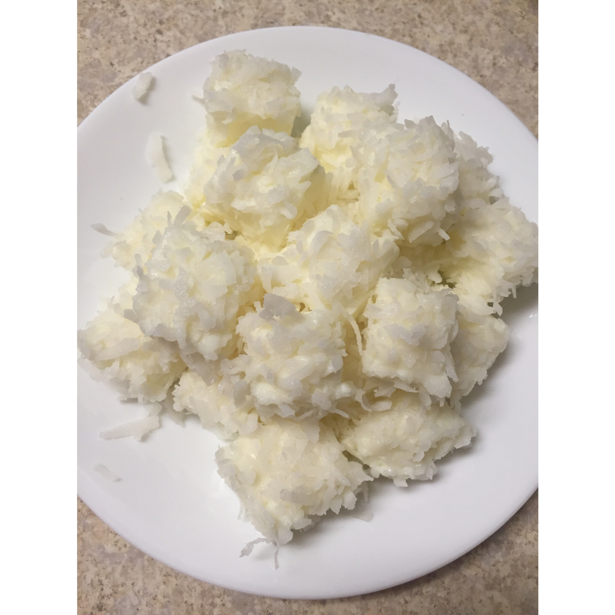 完胜85度C牛奶椰丝小方