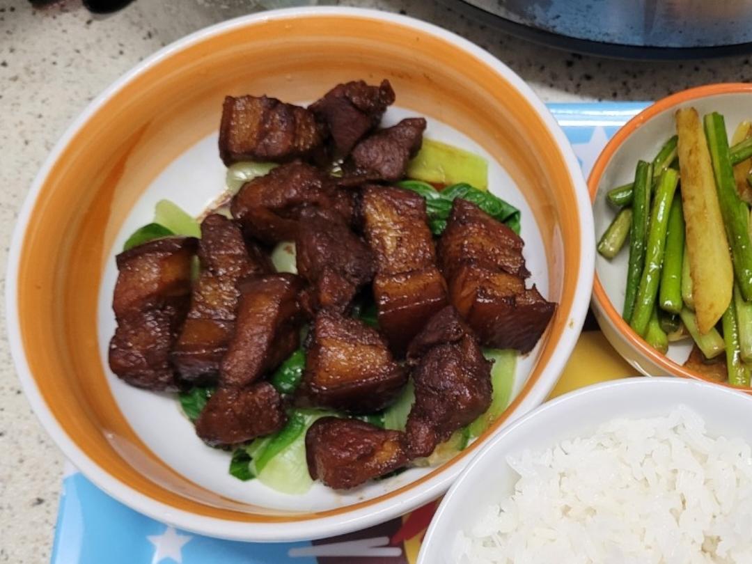 不焯水不放油的家常红烧肉