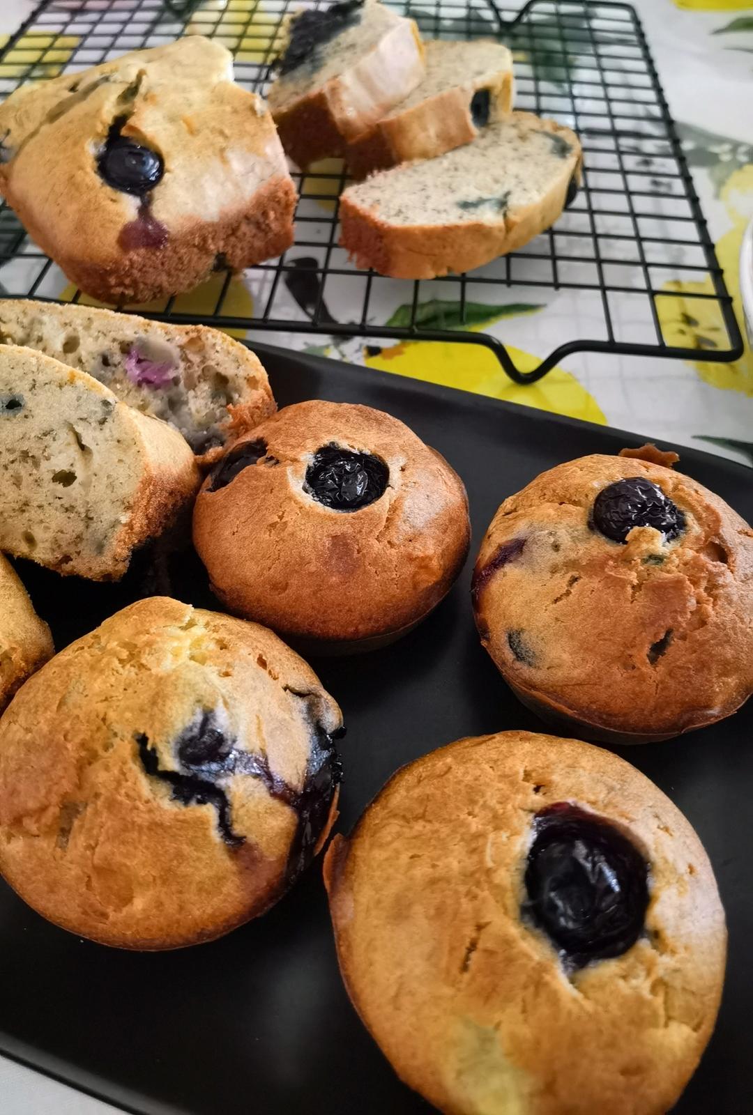 更更更简单的「蓝莓爆浆磅蛋糕」