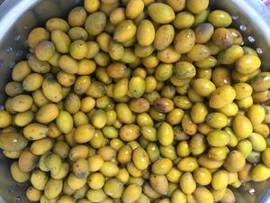 潮汕腌甜橄榄的做法 步骤2