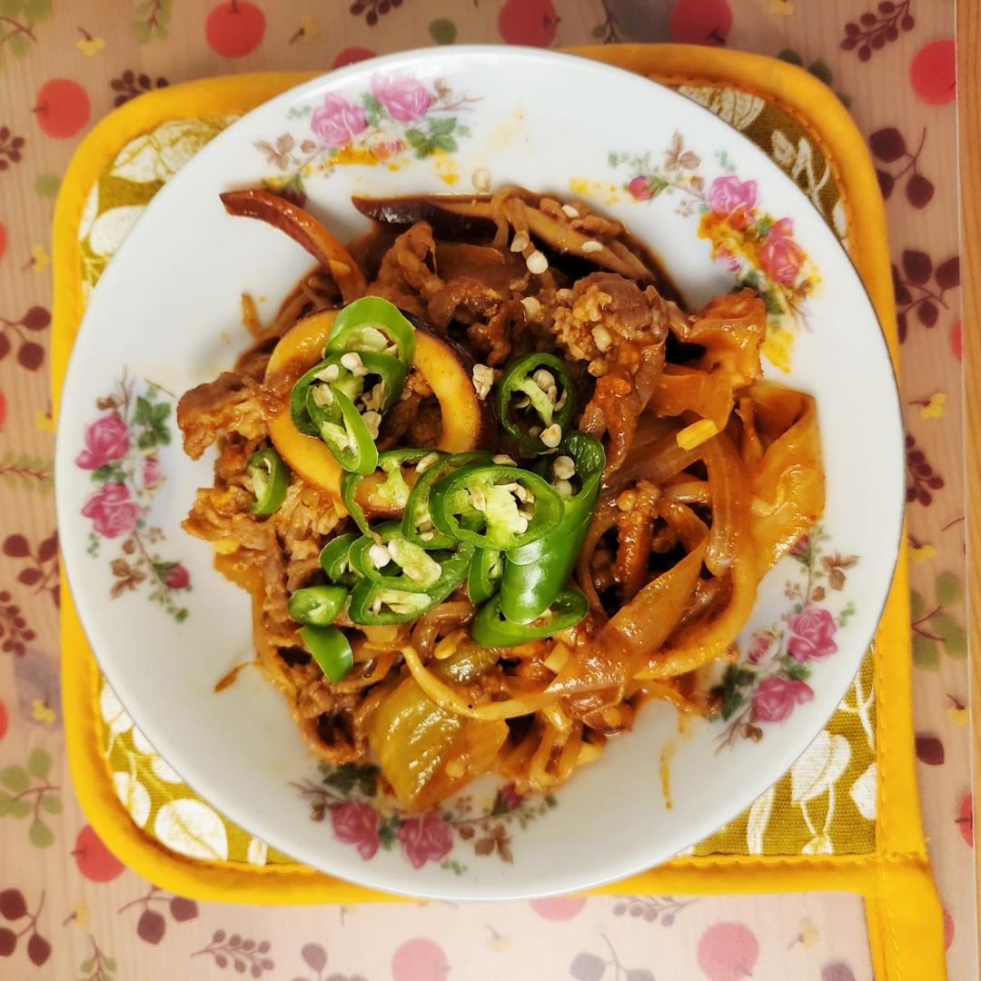 韩式辣炒五花肉鱿鱼