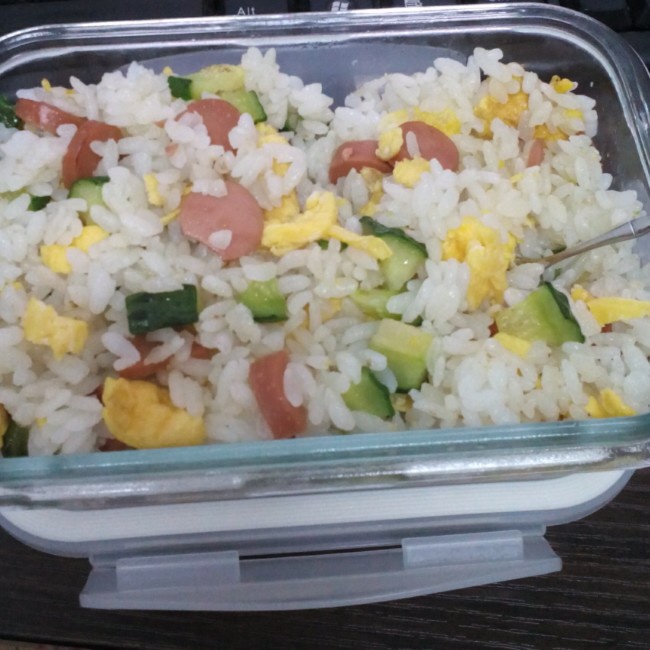 素手破新橙做的扬州炒饭