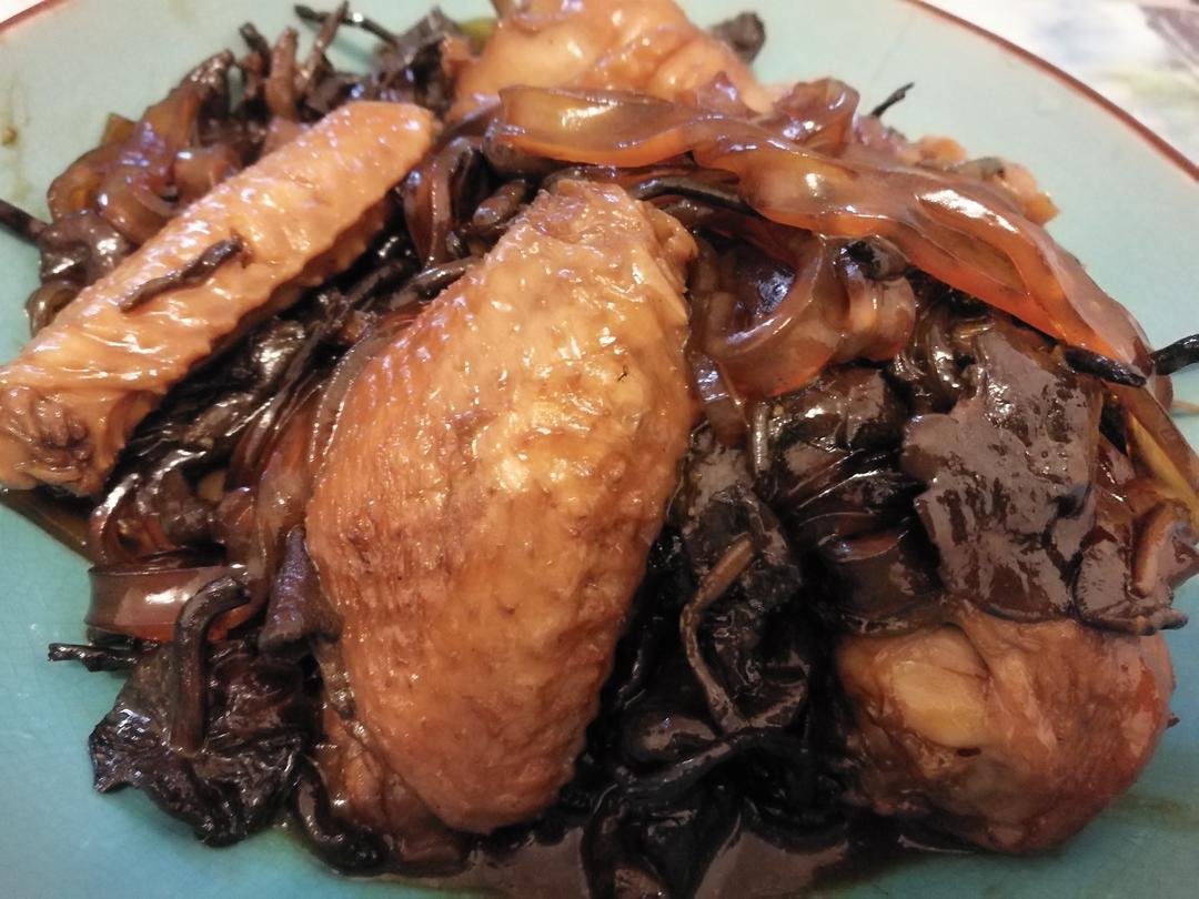 小鸡炖蘑菇