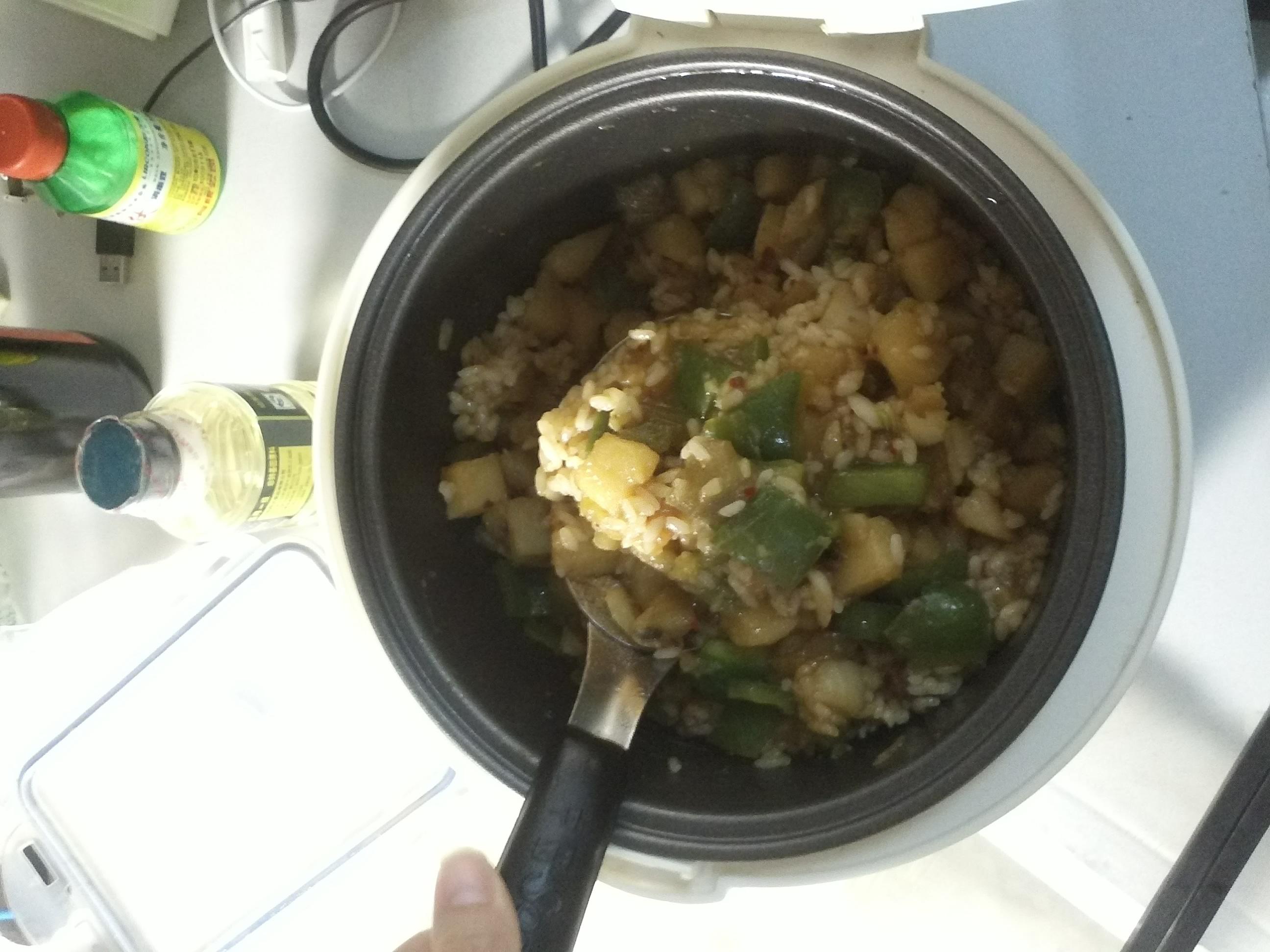 土豆焗茄子煲饭电饭煲版的做法