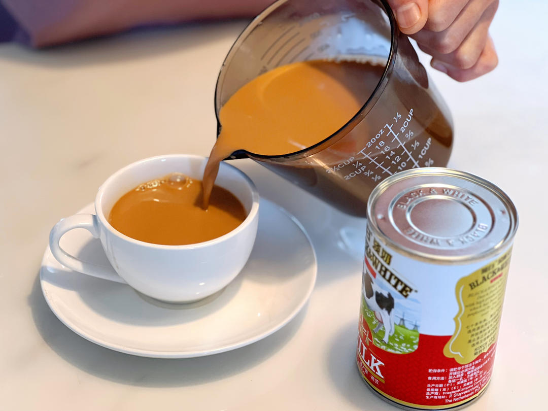 正宗港式丝袜奶茶-史上最强最详细的食谱！新增拉茶视频😍奶香茶靓！