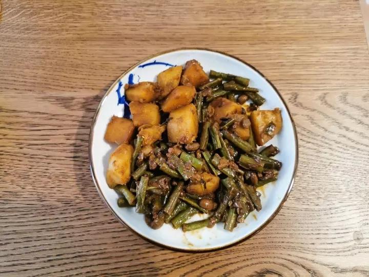 土豆炖豆角