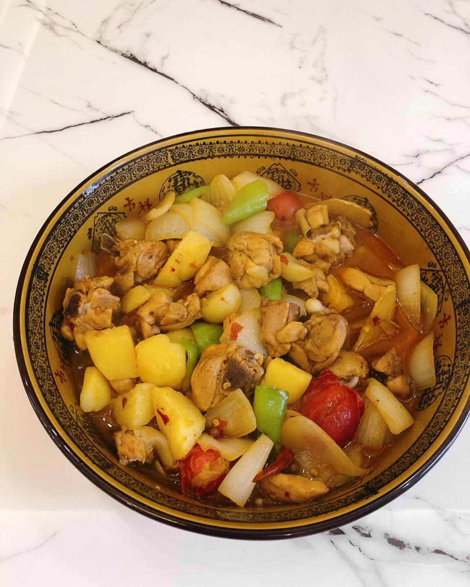 家常大盘鸡加手擀宽面