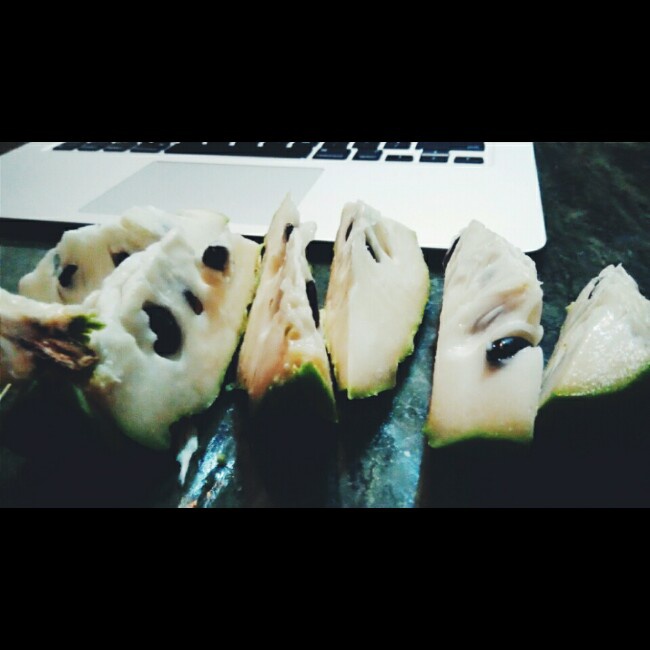 “咩不回家吃饭呢～”