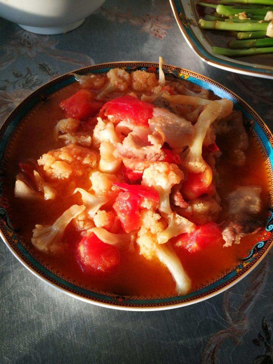 有机花菜炒西红柿