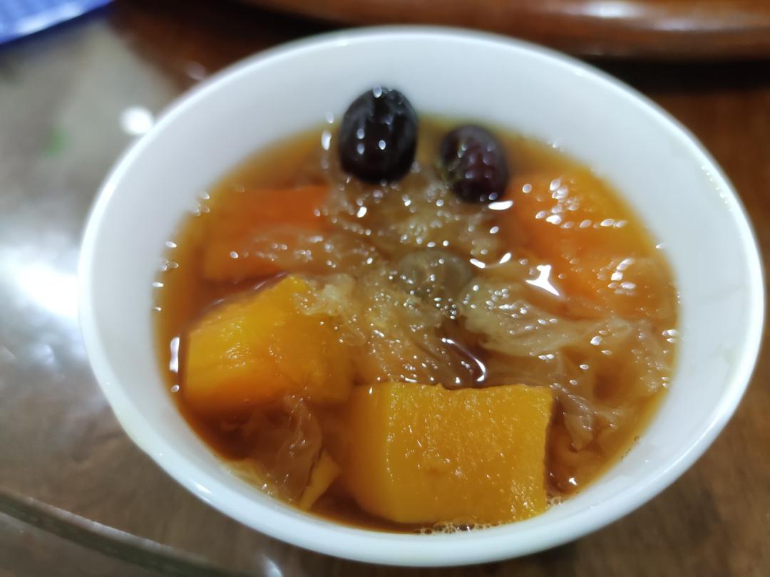 红枣木瓜银耳汤