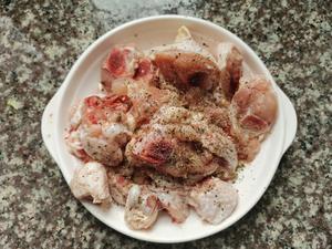 低脂美食~鸡腿炖大白菜的做法 步骤6