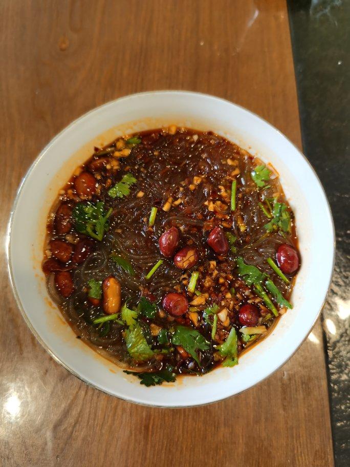 好吃到销魂🔥连汤汁都不剩的酸辣粉丝❗❗