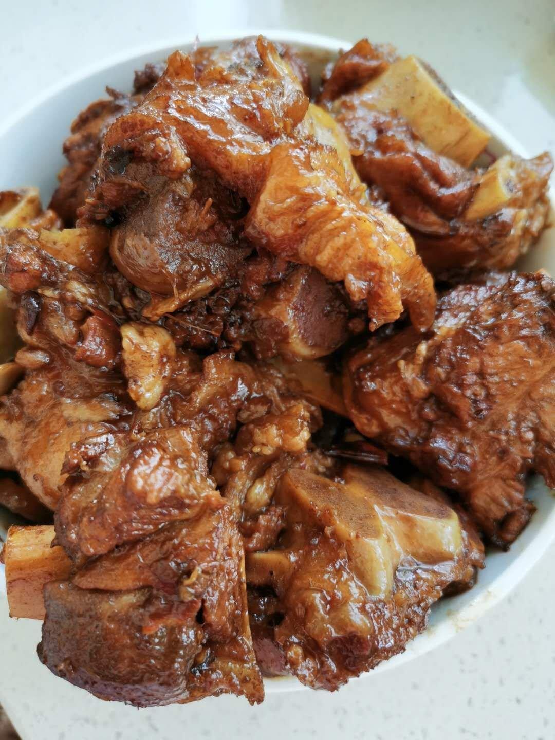 堂妈小厨——酱大棒骨