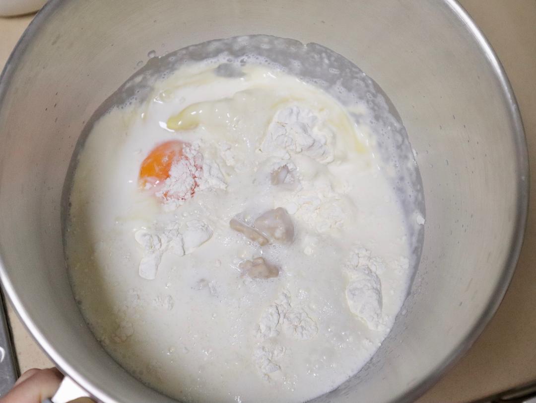 纯奶手撕吐司的做法 步骤1