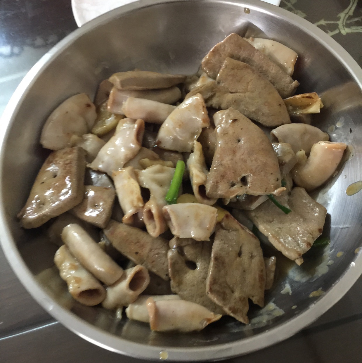 爆炒猪肝粉肠(爸爸主厨)