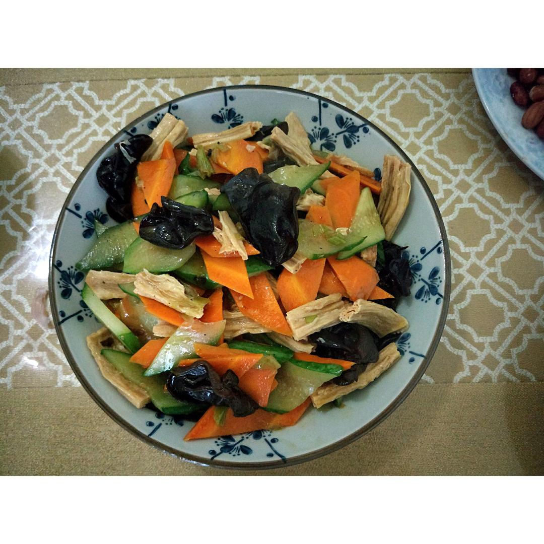 腐竹烧香菇
