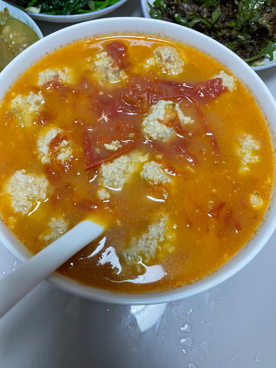 家传浓汤西红柿🍅猪肉丸子汤