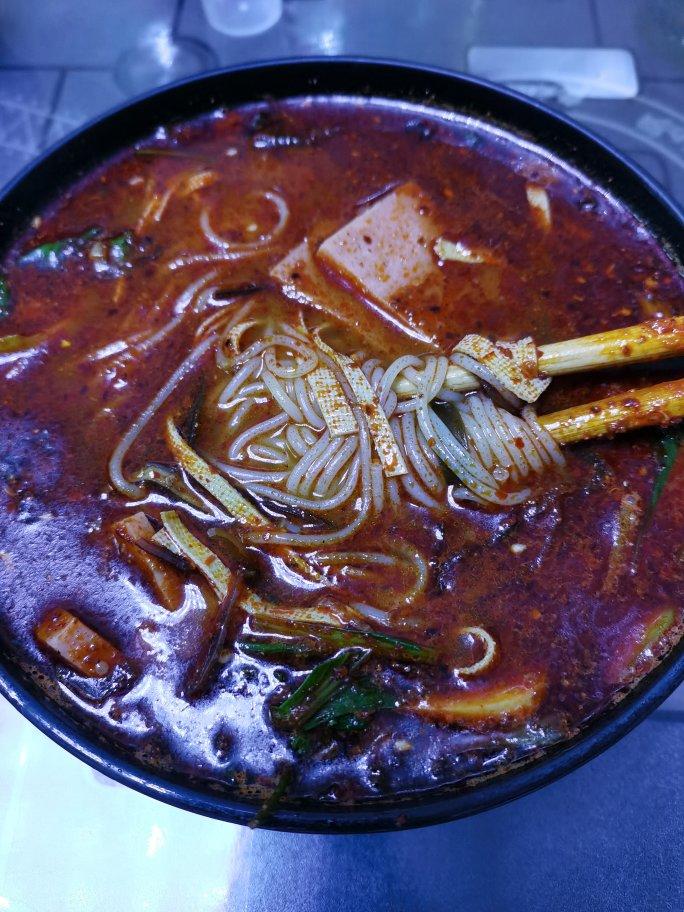 米线控🍜地摊儿的味道😋