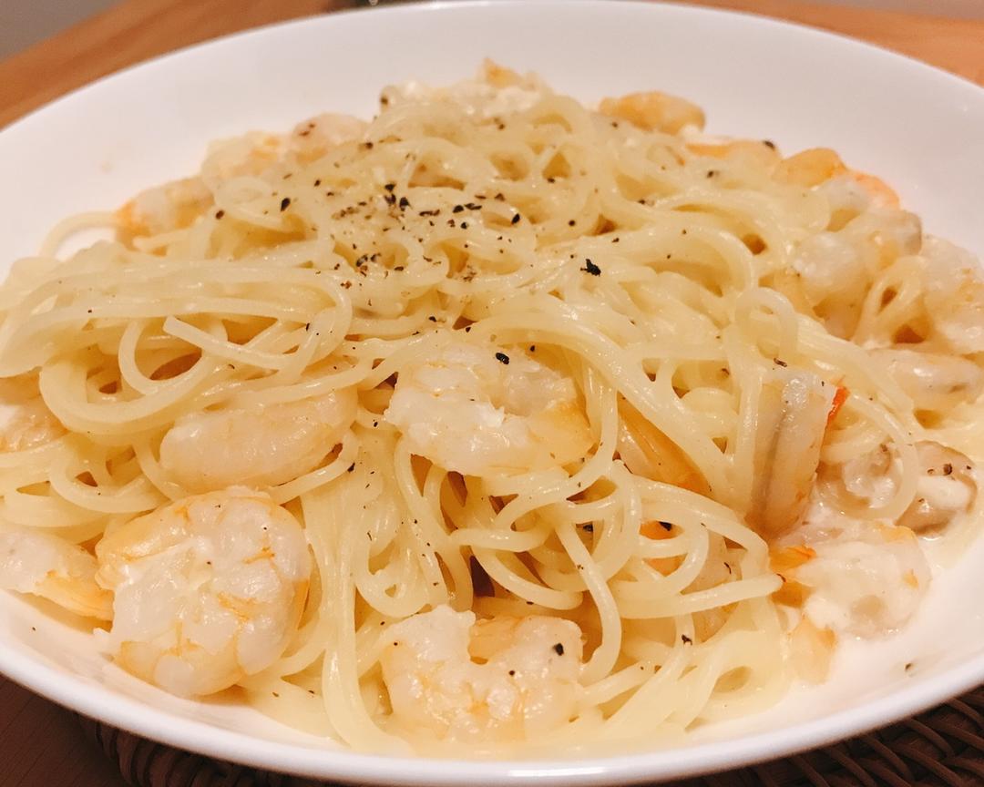 淡奶油虾仁意面🍝