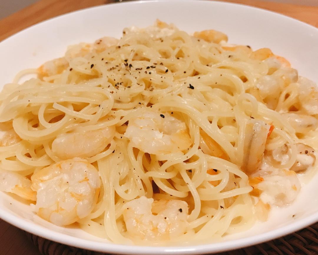 淡奶油虾仁意面🍝