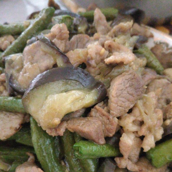 不需要油炸简单美味易操作五花肉豆角茄子家常做法