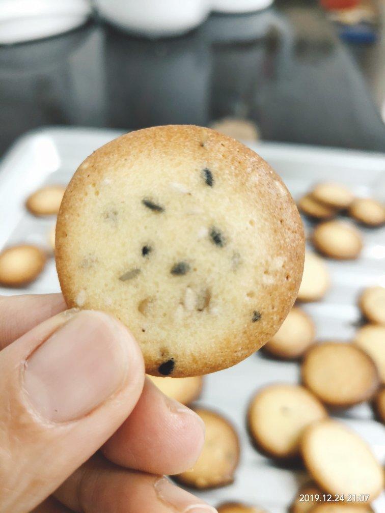脆香 鸡蛋芝麻薄饼
