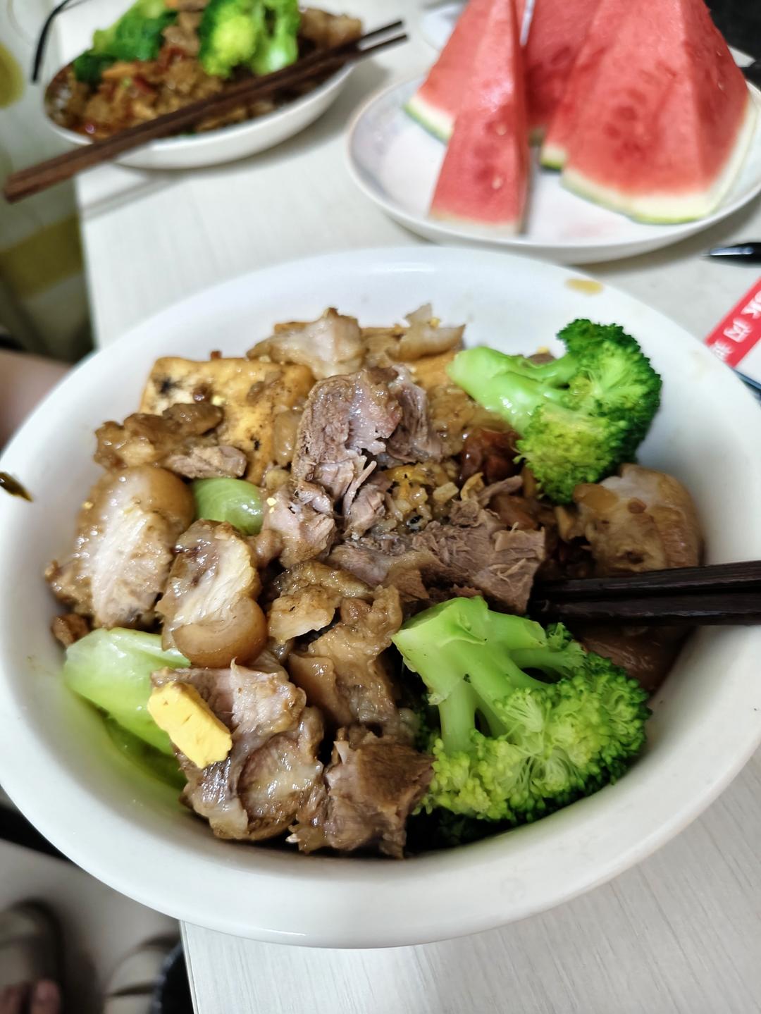 家庭版猪肘饭，也能做猪脚饭！