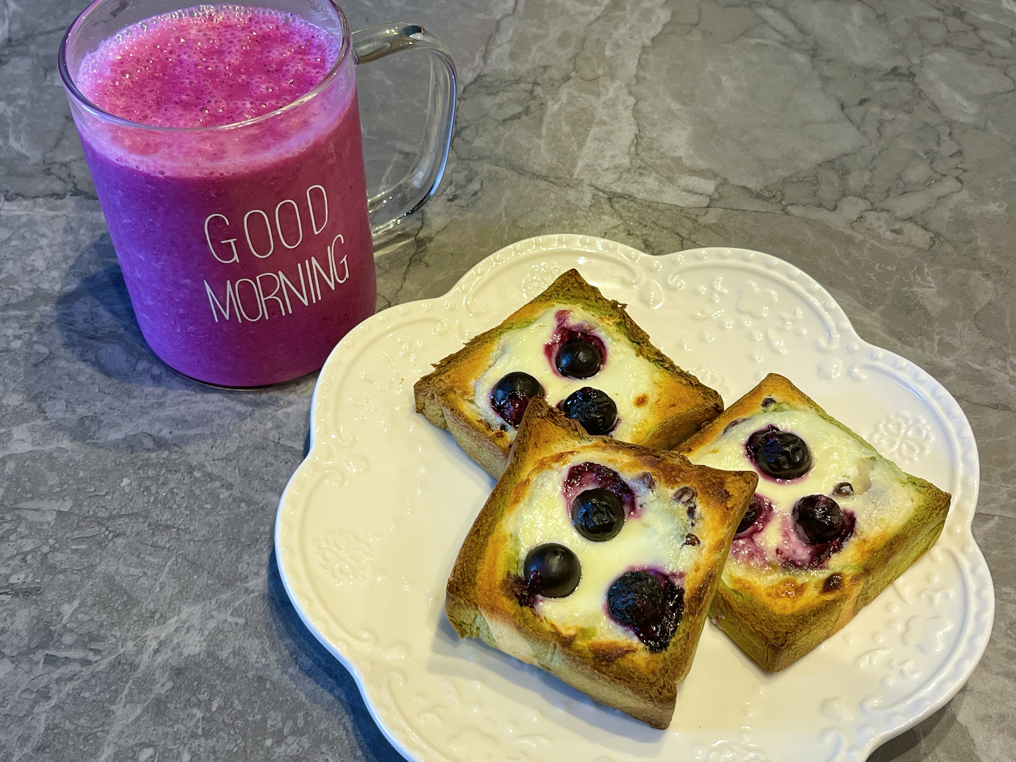 五分钟快手早餐❗️爆浆蓝莓吐司✅好吃解馋