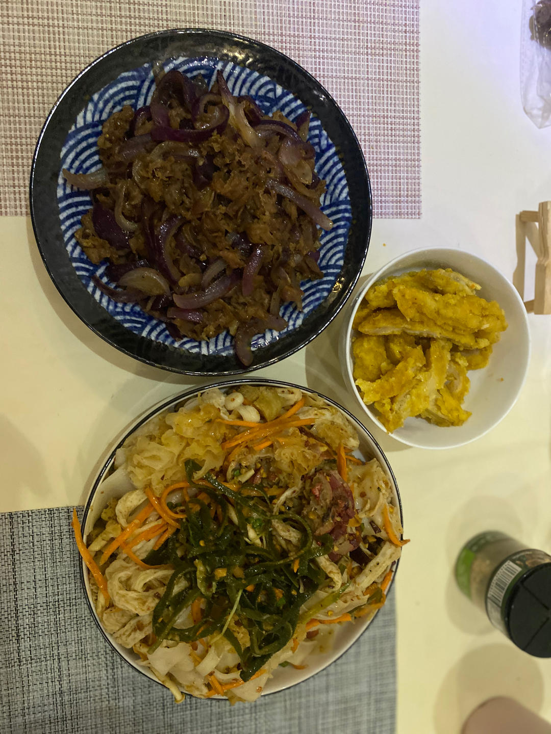 一个洋葱就能做四份店里的日式牛肉饭（学会再不去店里花冤枉钱啦