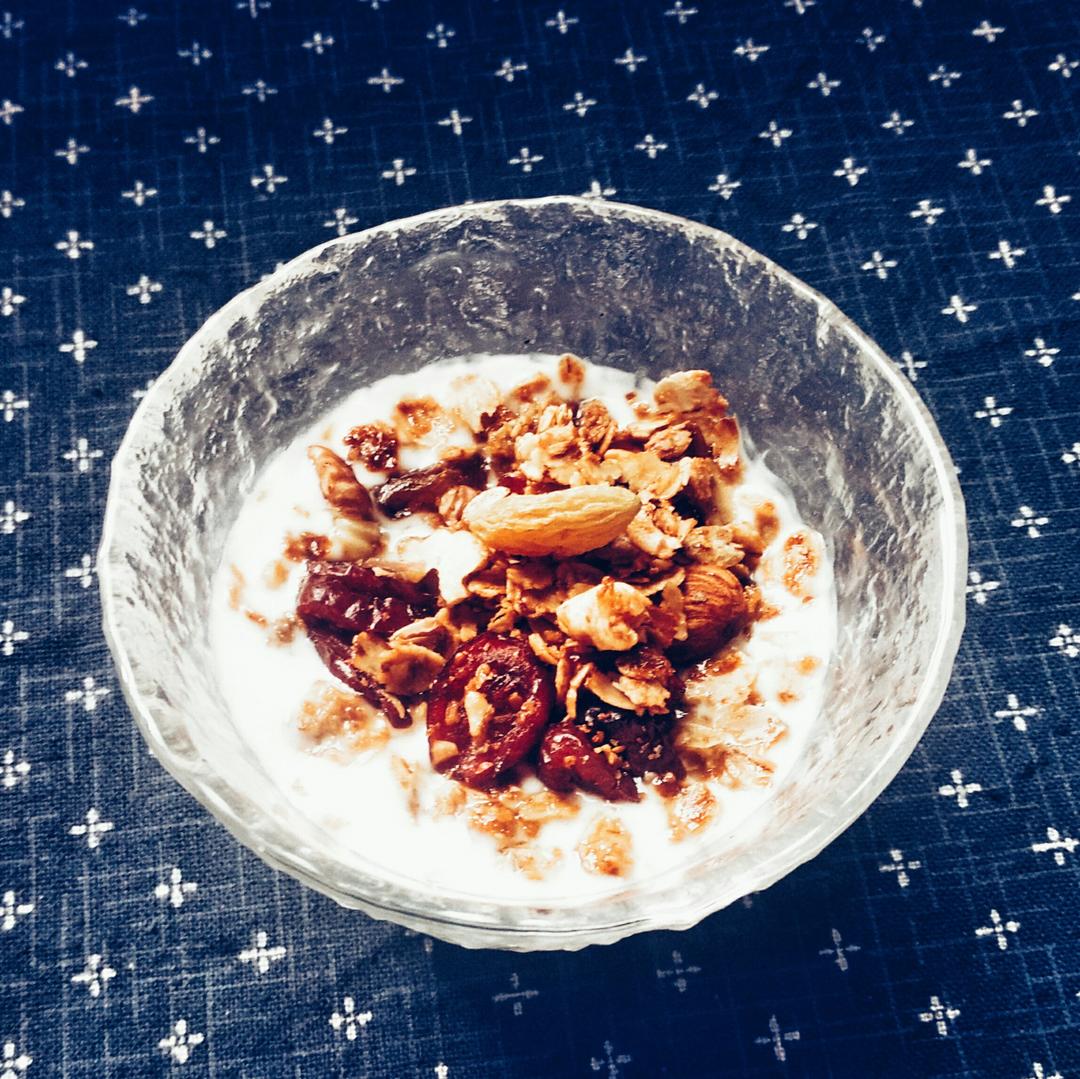 Granola（格兰诺拉麦片）