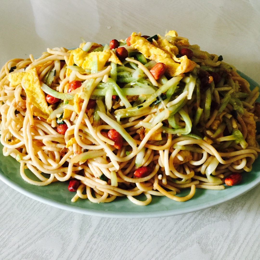 鸡丝凉面