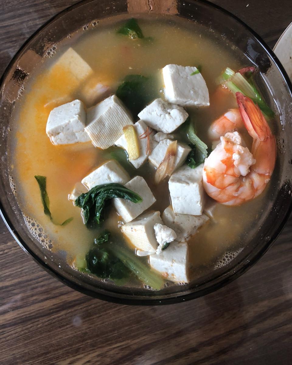 鲜虾豆腐汤