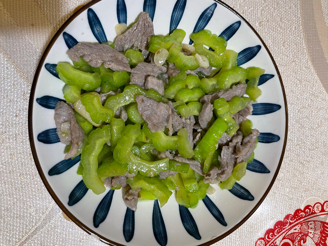 耗油苦瓜炒牛肉